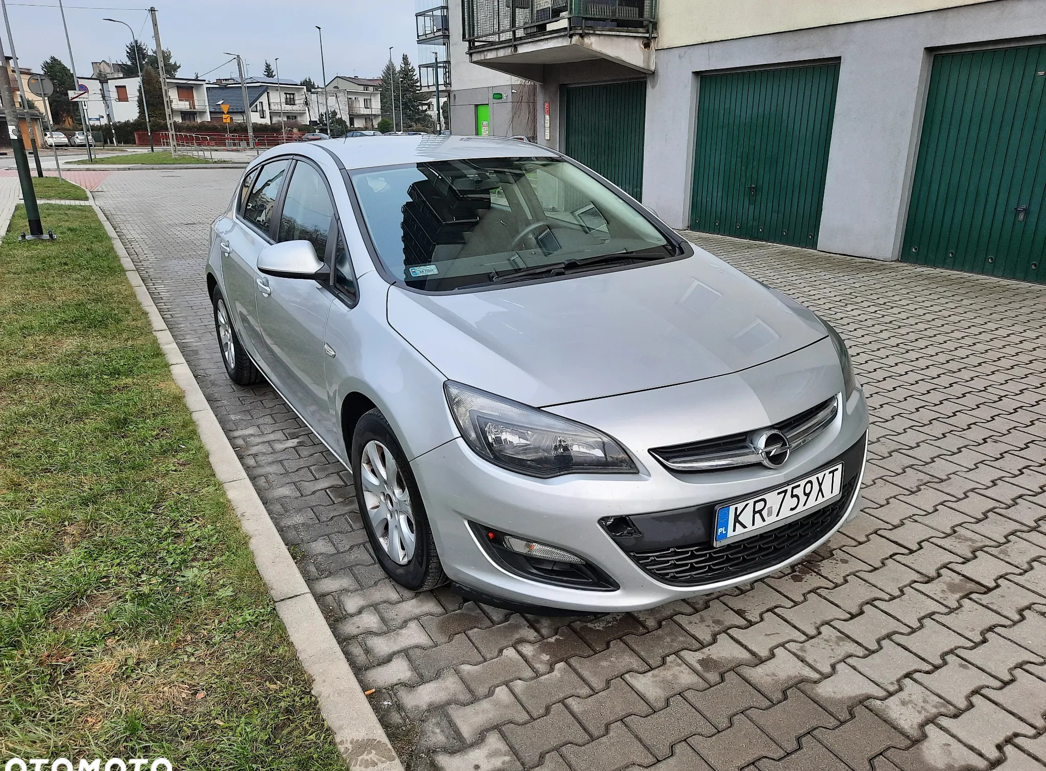 Opel Astra cena 24900 przebieg: 188000, rok produkcji 2014 z Kraków małe 11